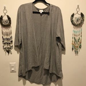 LulaRoe Lindsey cardigan